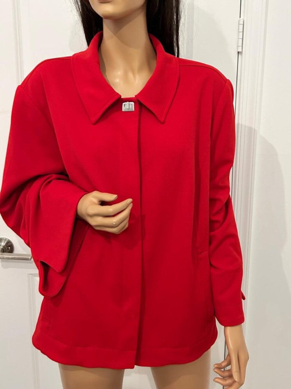 Dennis Basso Women’s Red Plus Size 26W Jacket / Coat – Wide Collar Silver Clasp